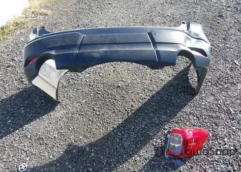 2020 Subaru Ascent Premium z USA, uszkodzony, nr VIN 4S4WMACD8L3434863